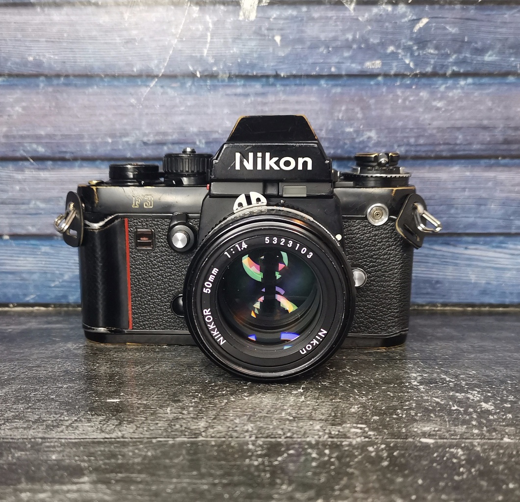 Nikon F3 + Nikkor 50 mm F/1.4 фото №1