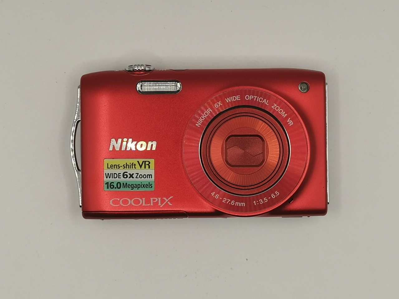 Nikon Coolpix S3300 red rebel фото №1