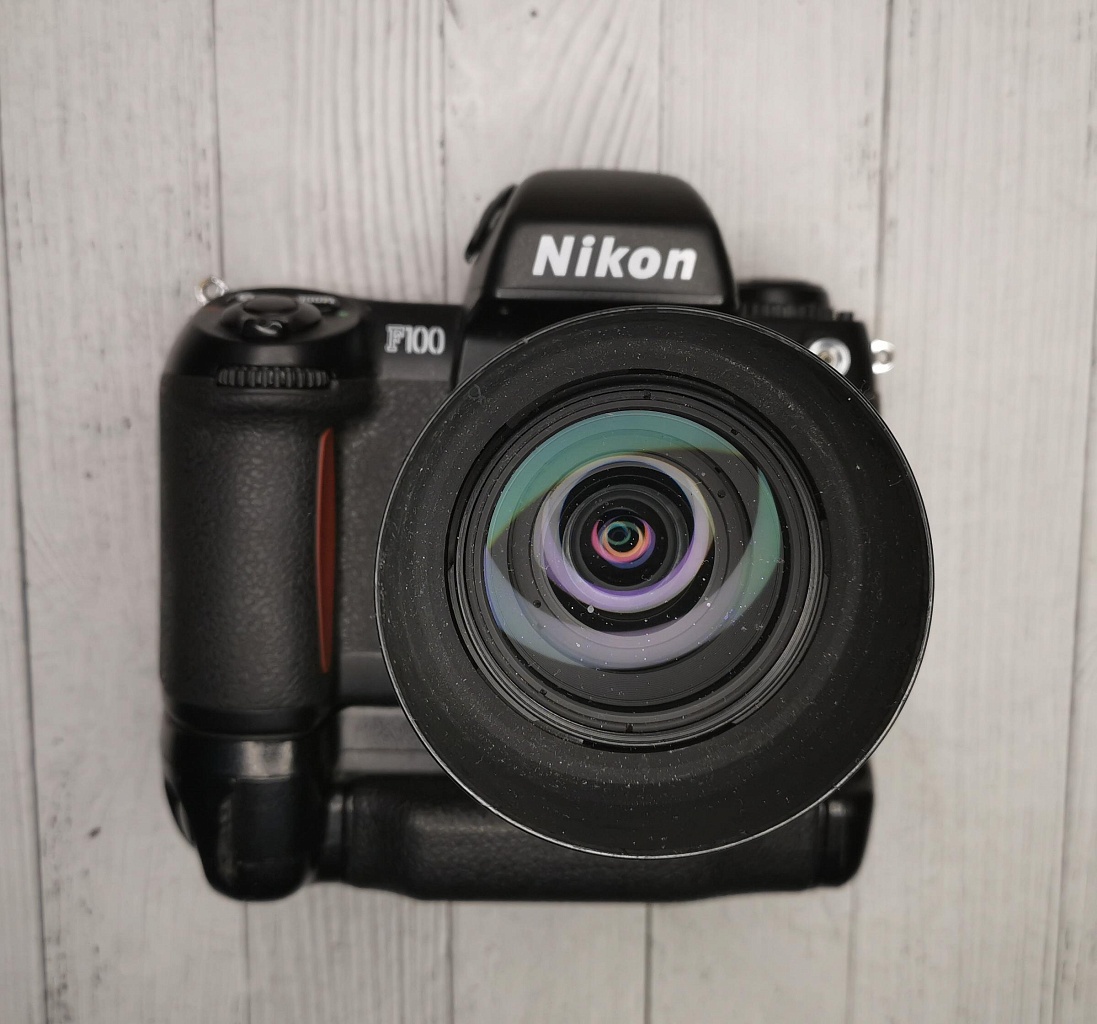 Nikon F100 + nikon 35-105 mm 1: 3.5-4.5 фото №1
