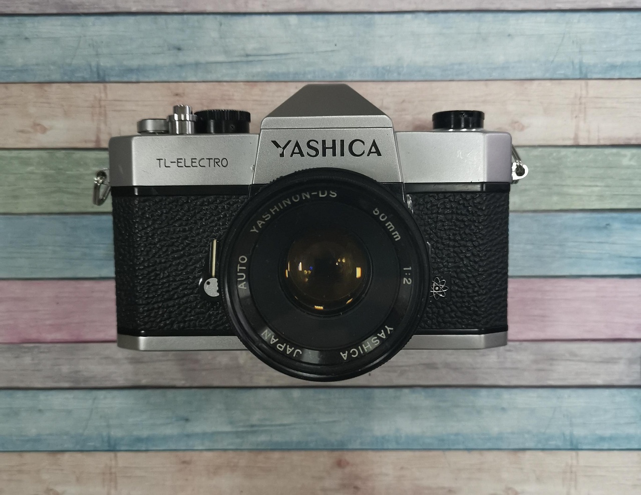 Yashica tl-electro + Auto yashinon-ds 50 mm f/2.0 фото №1