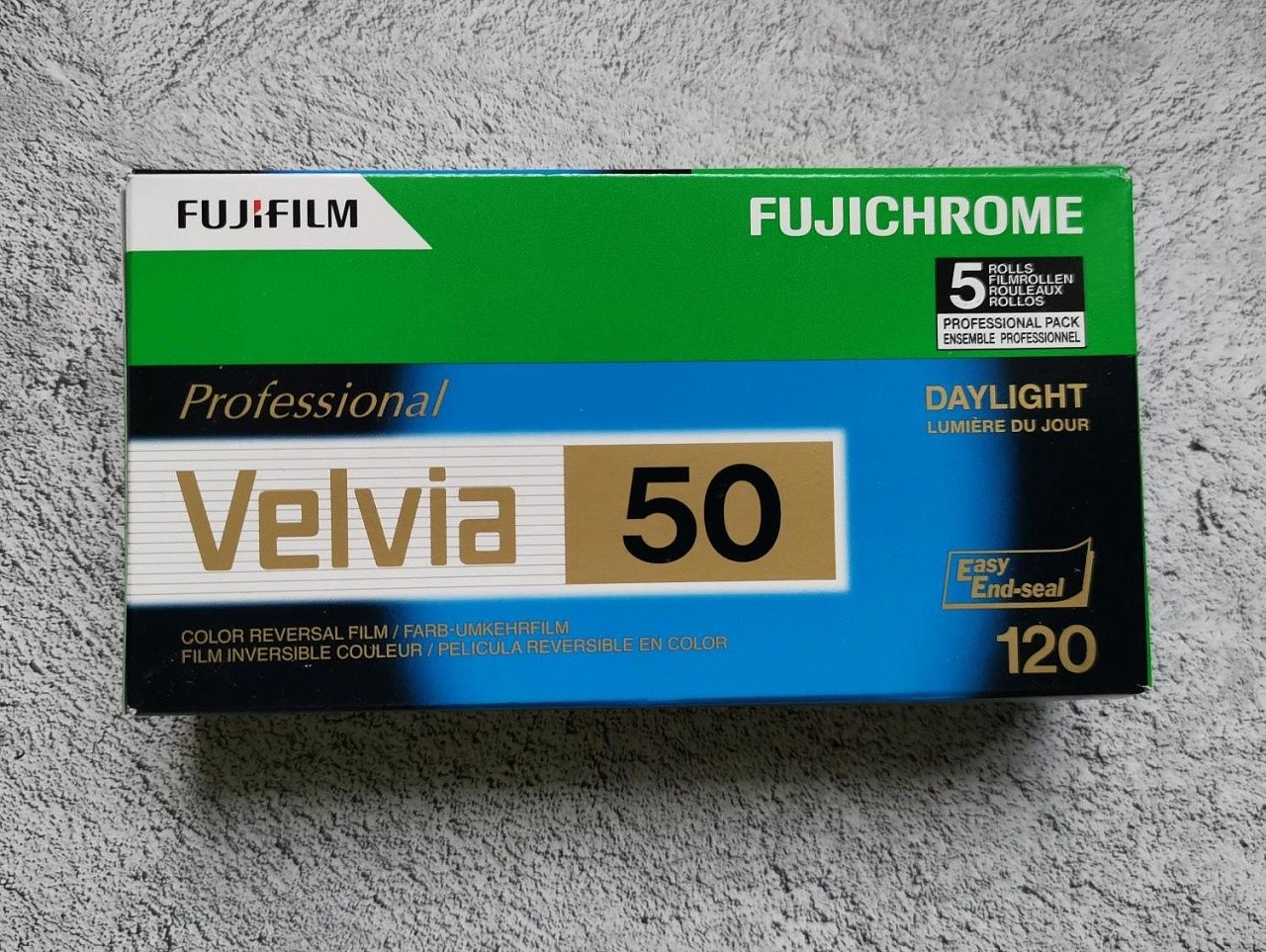 Fujichrome Velvia 50 (120) фото №2