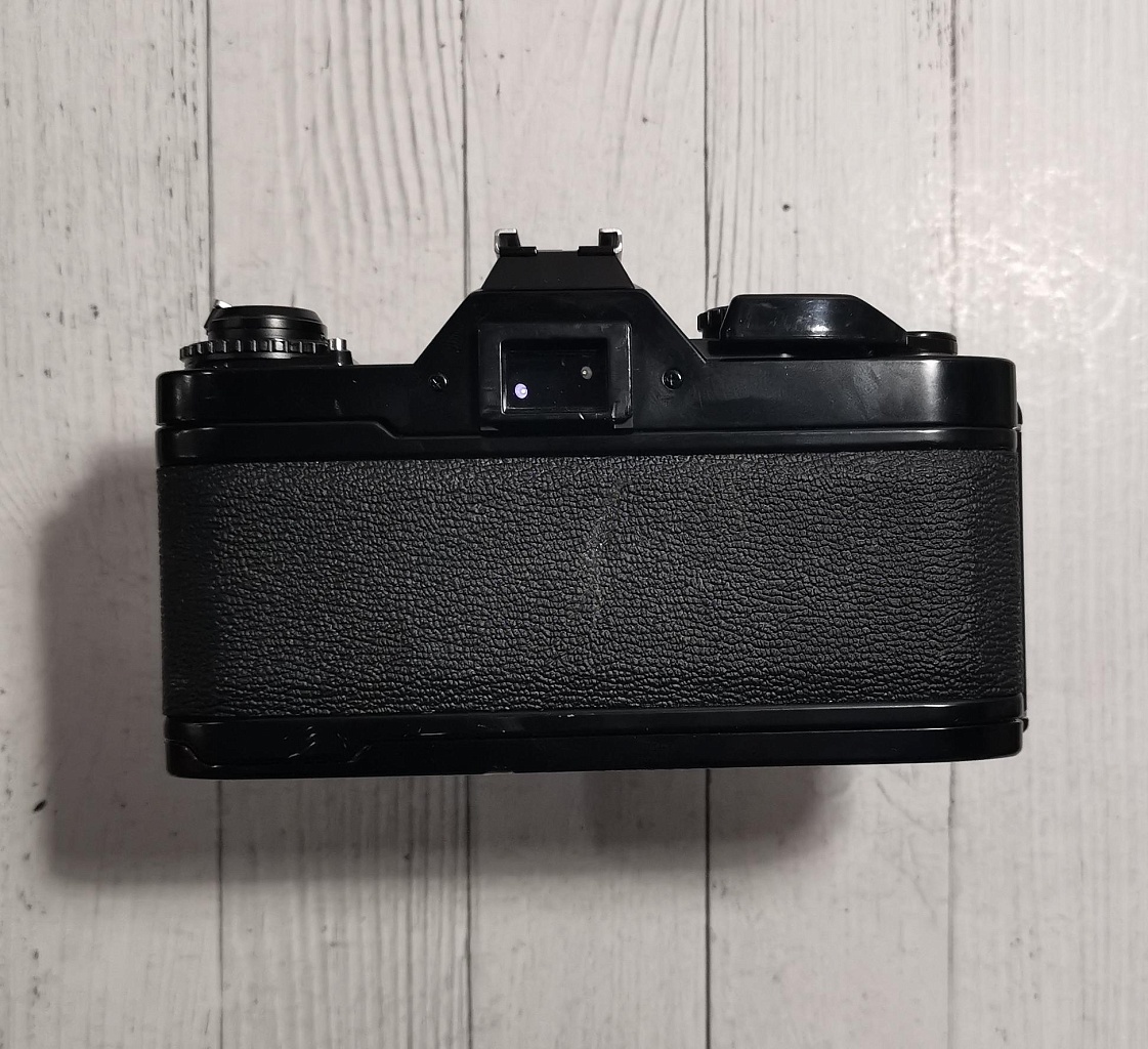 Canon Av-1 (Black) + Canon Fd 50/1,8 фото №3