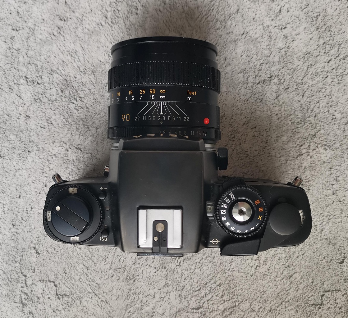 Leica R4 + Leitz Elmarit-R 90 mm F/2.8 фото №2