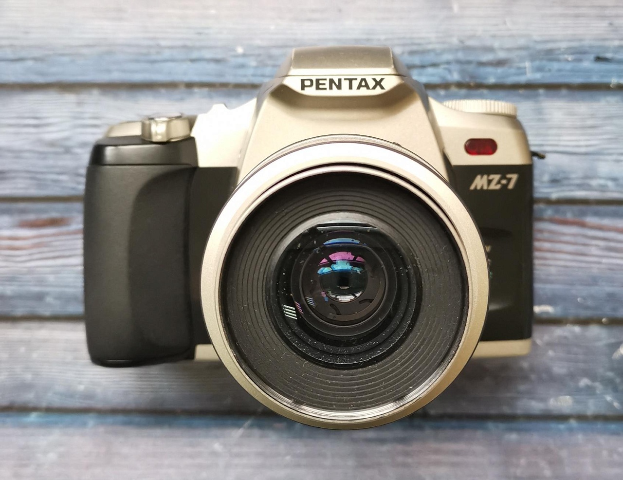 PENTAX mz-7 + Pentax 35-80 фото №1