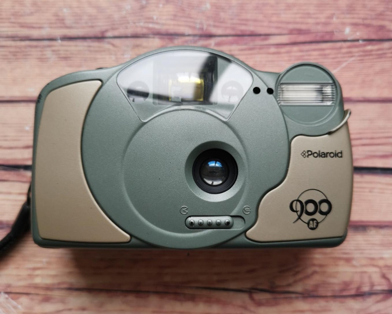 Polaroid 900 AF фото №1