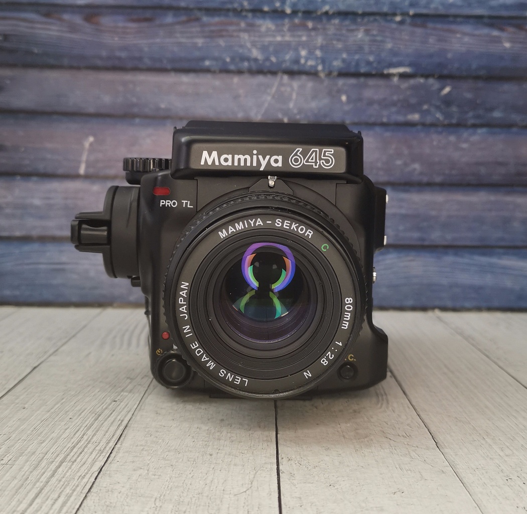 Mamiya 645 PRO TL + Mamiya-Sekor C 80mm f/2.8 фото №1