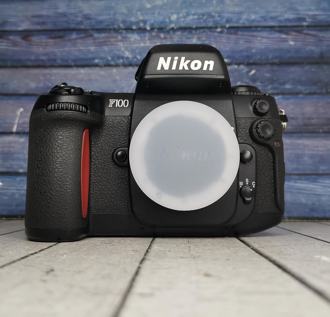 Nikon F100 (body) в коробке фото №6