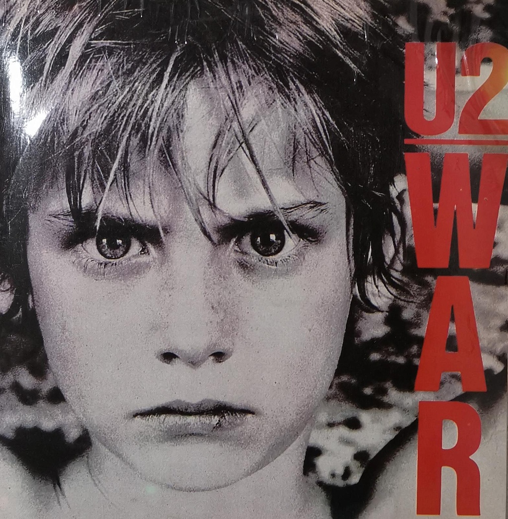 U2 - War фото №1