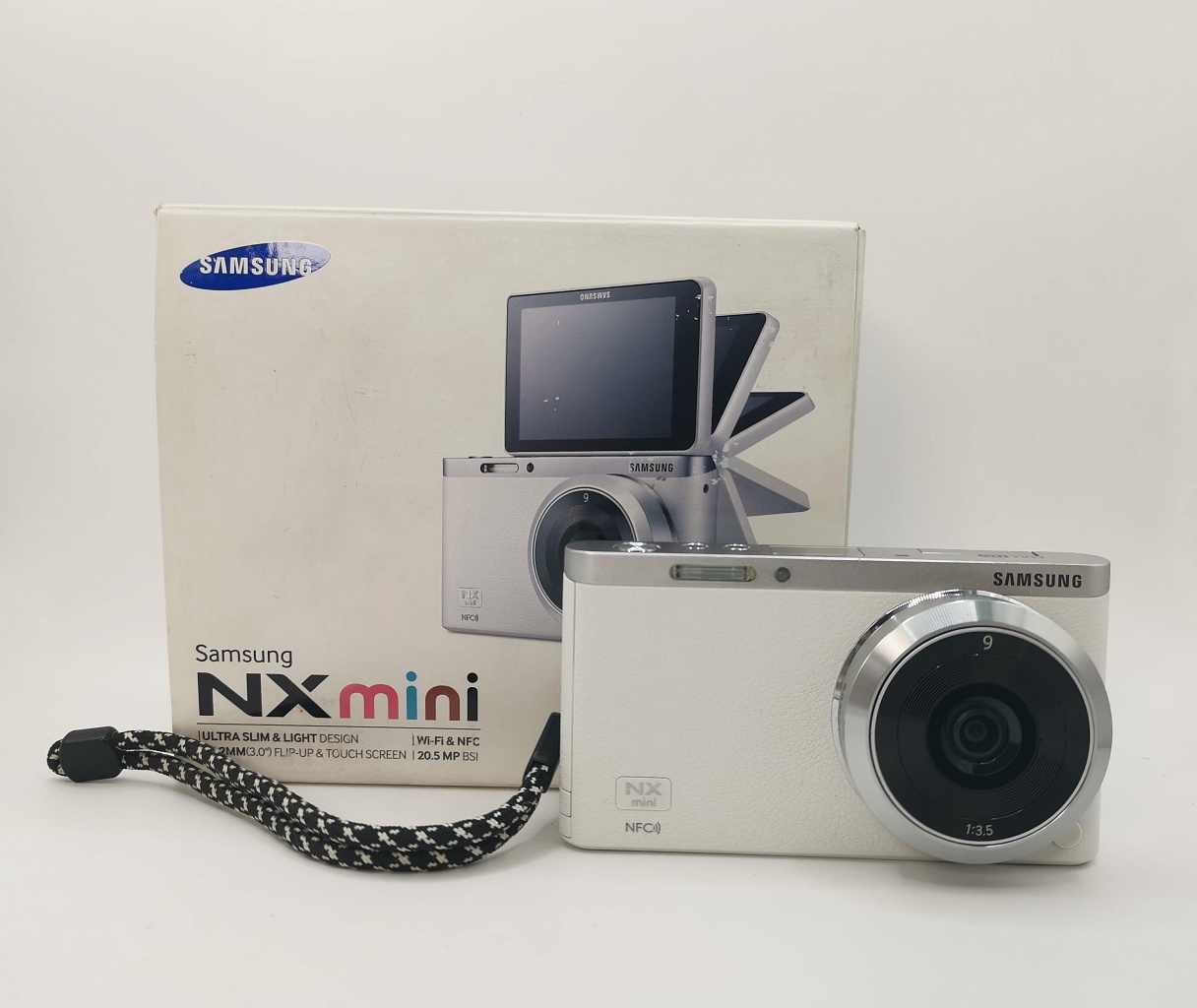 Samsung NX Mini 20 White фото №1