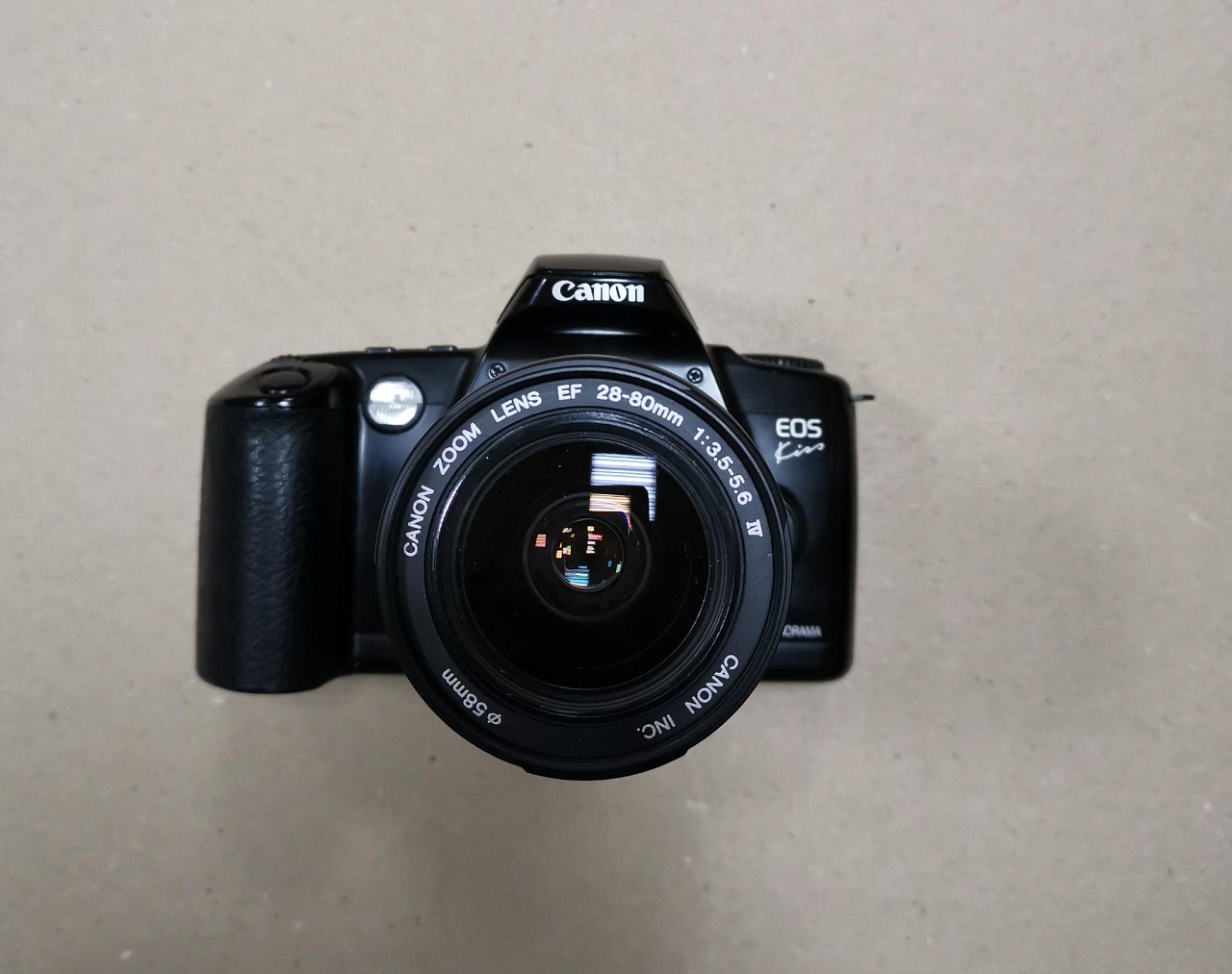 Canon EOS Kiss + Canon EF 35-80 mm f/4-5.6 iii фото №1