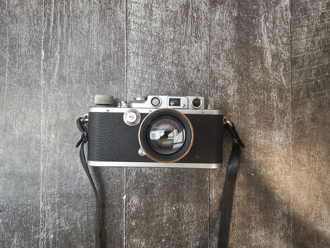 Leica III + Ernst Leitz GmbH Wetzlar Summicron f 5cm 1:2 фото №1
