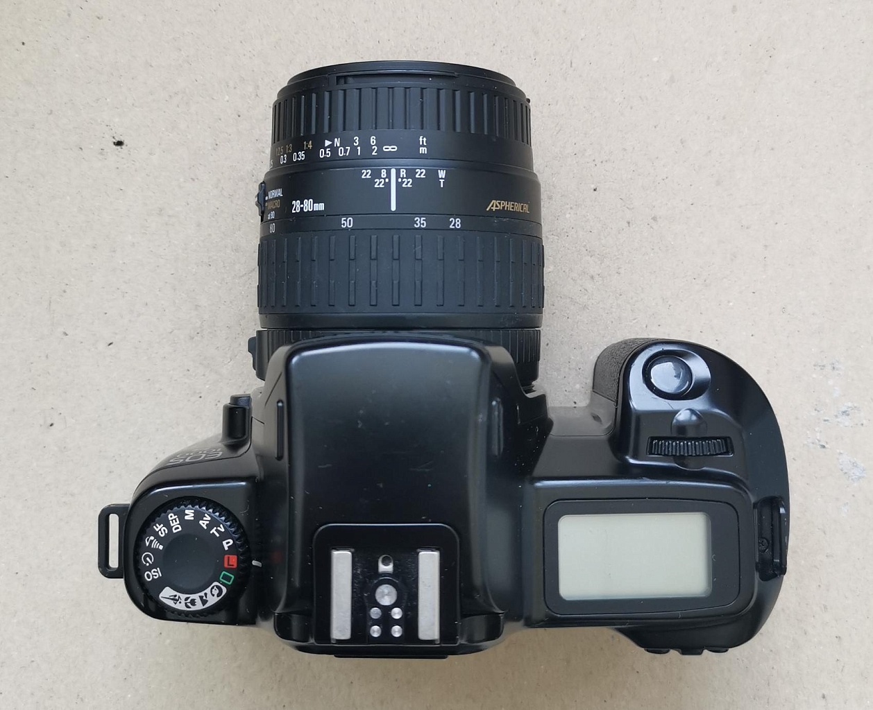 Canon 1000s + Sigma Zoom 28-80/ 3,5-5,6 фото №2