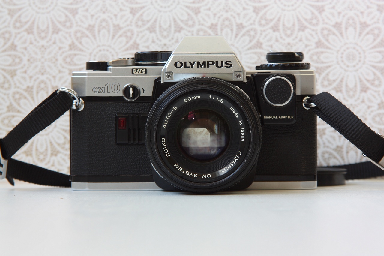 Olympus OM 10 + Olympus OM Syst F.Zuiko Auto-S 50 mm f/1.8 + Manual Adapter фото №1