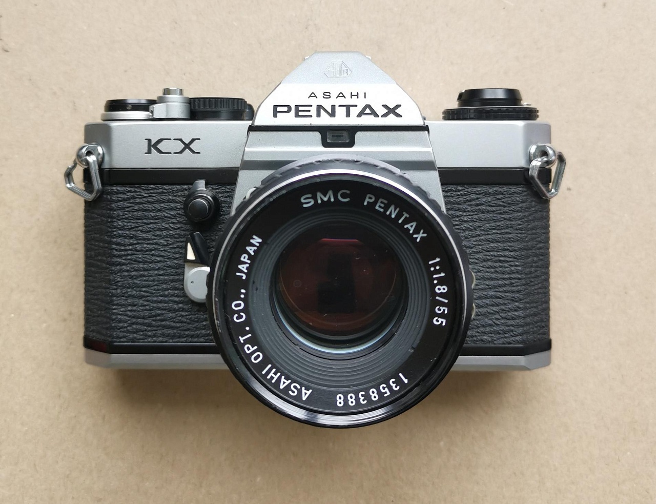 Pentax KX + SMC Pentax 55 mm/1,8 фото №1