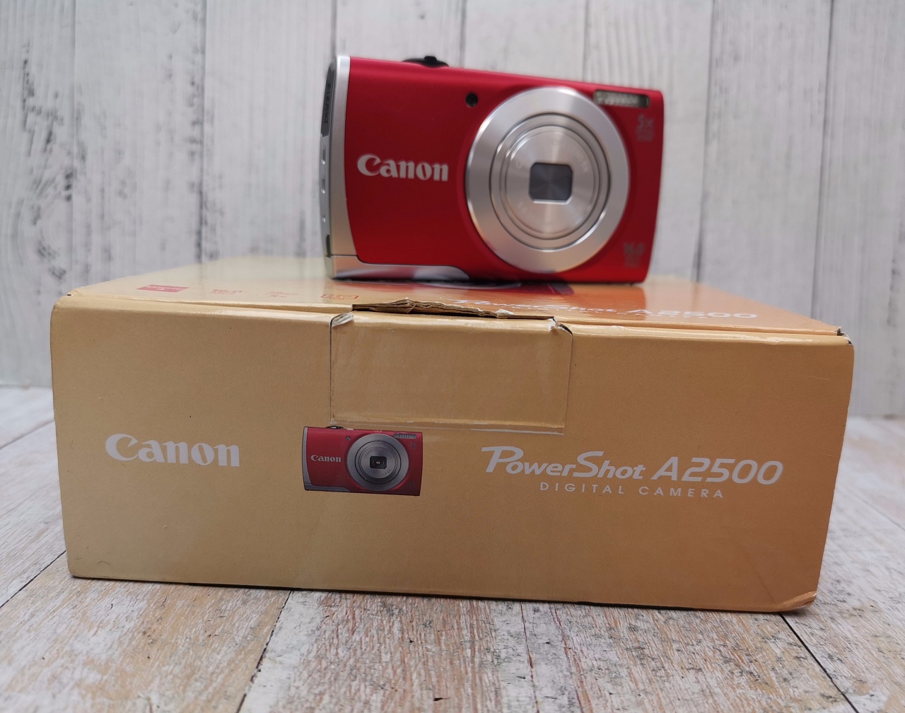 Canon PowerShot A2500 red фото №1