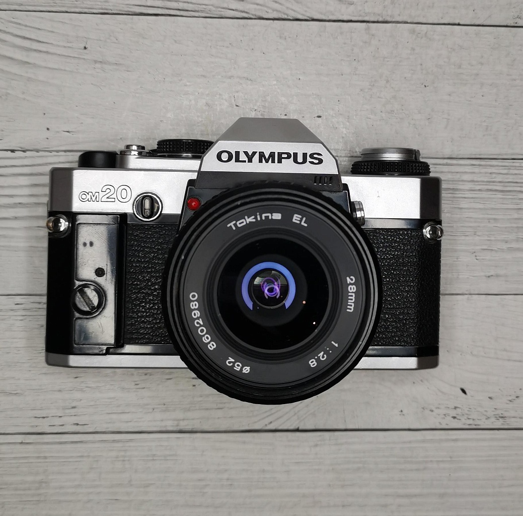 Olympus OM20 + Tokina El 28mm 1/2.8  фото №1