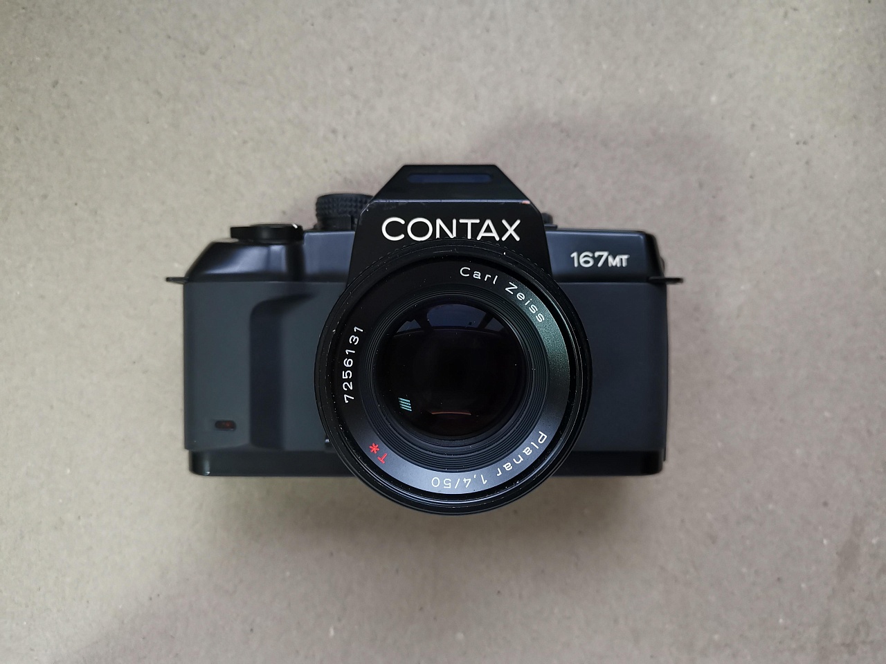 Contax 167MT + Carl zeiss planar 50 mm f/1.4 фото №1