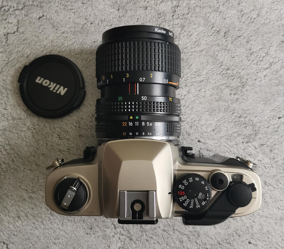Nikon FM10 + Nikkor 35-70 mm 3.5-4.8 фото №5
