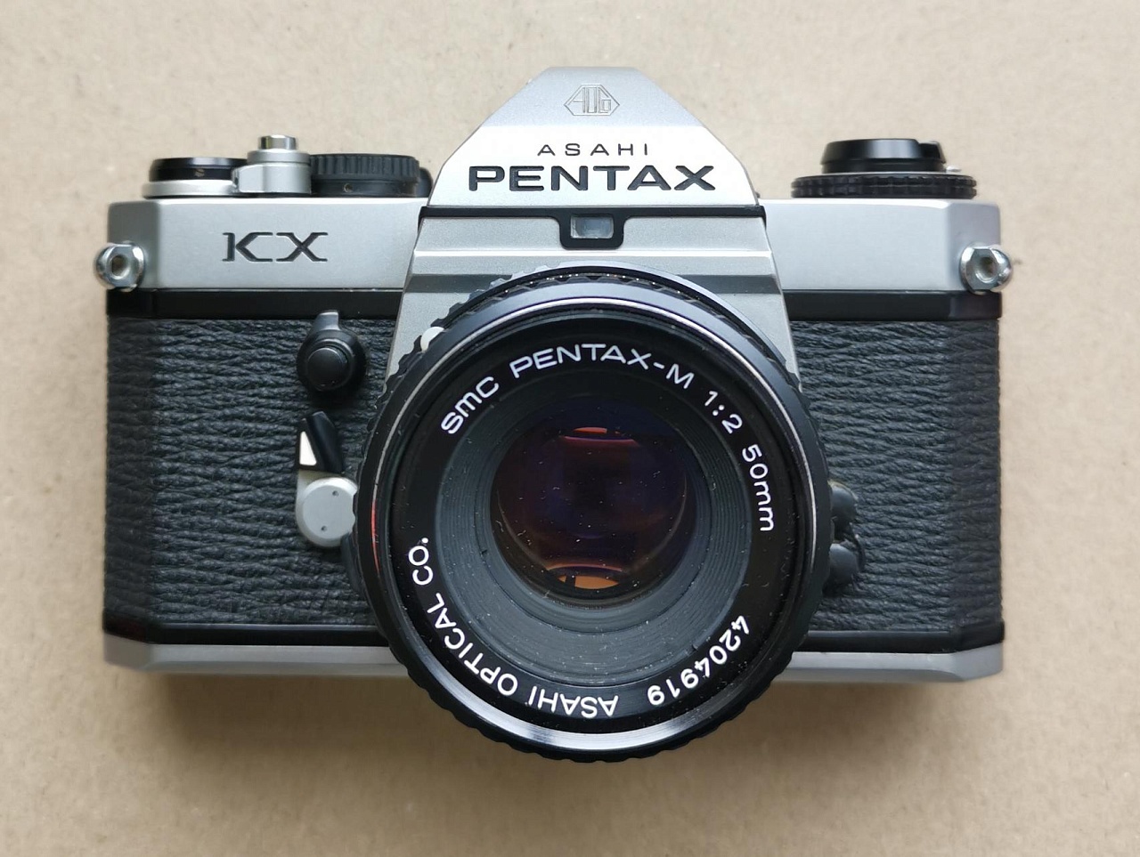 Pentax KX + SMC Pentax-M 50 mm/2 фото №1