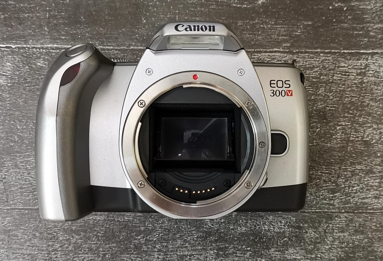 Canon EOS 300V (body) фото №1