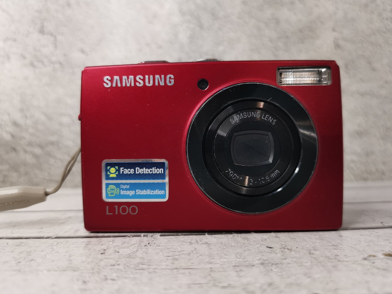 Samsung l100 red фото №1