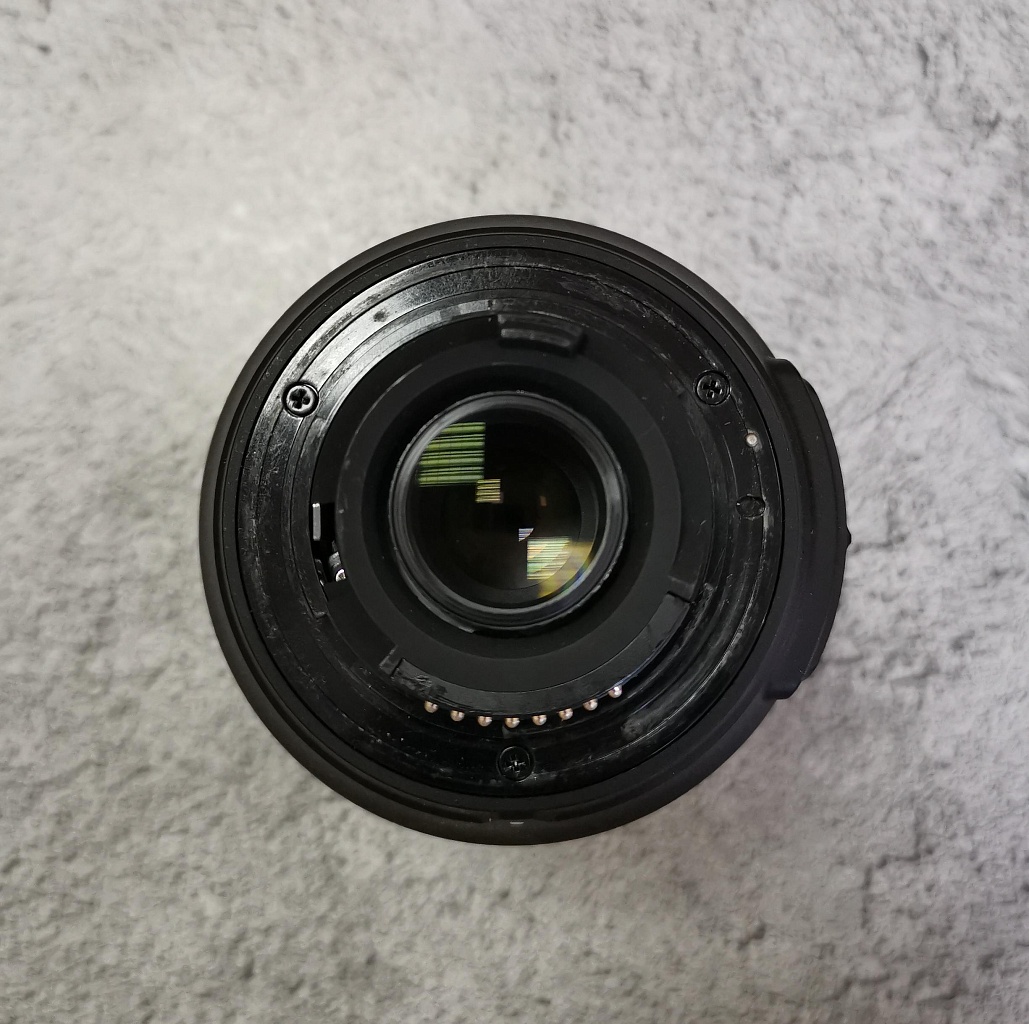 Nikon AF-S DX 18-105mm f/3.5-5.6G ED VR фото №3