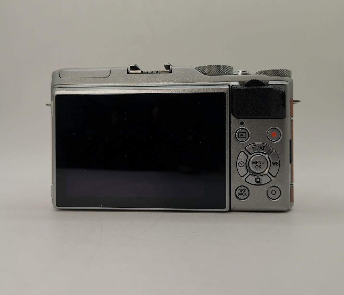 Fujifilm X-A5 Kit (SILVER) фото №4