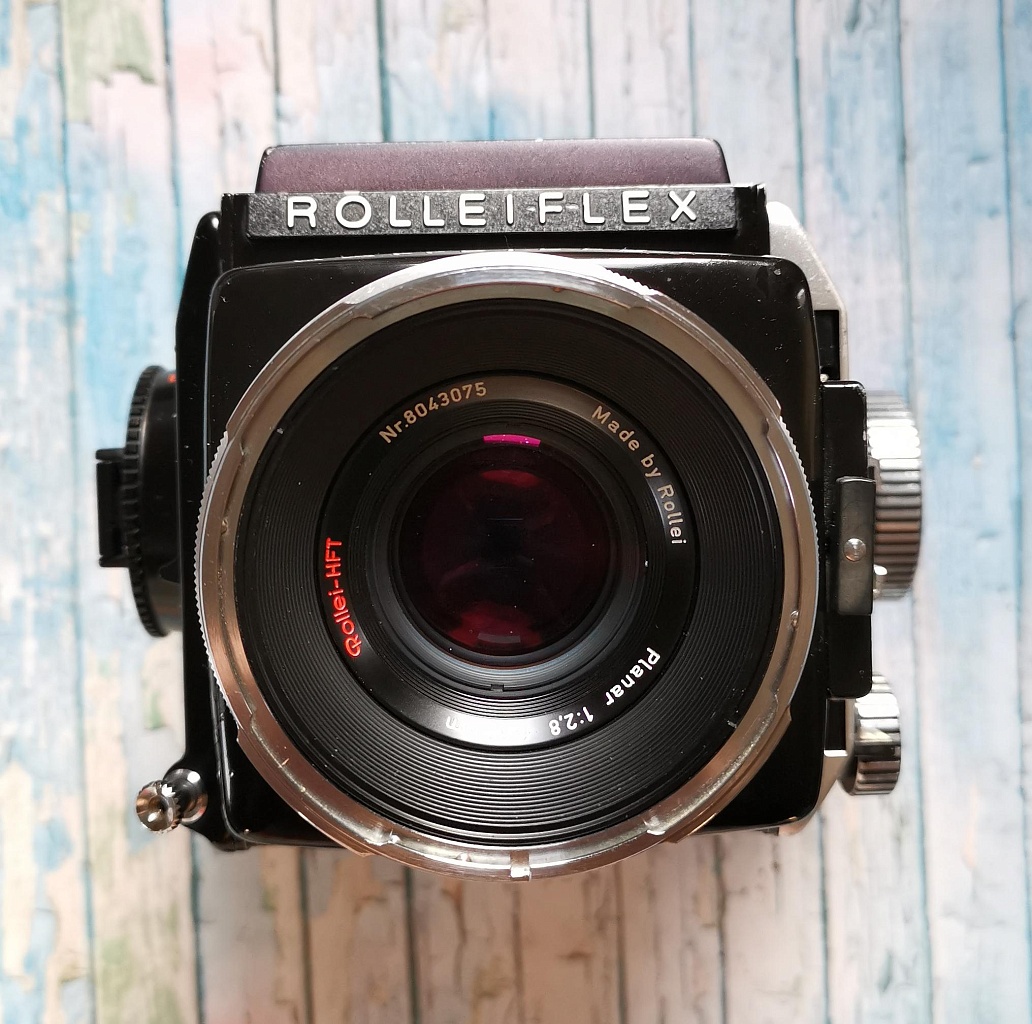 Rolleiflex sl66 + Carl zeiss planar 80 mm f/2.8 (сост 4+) фото №1