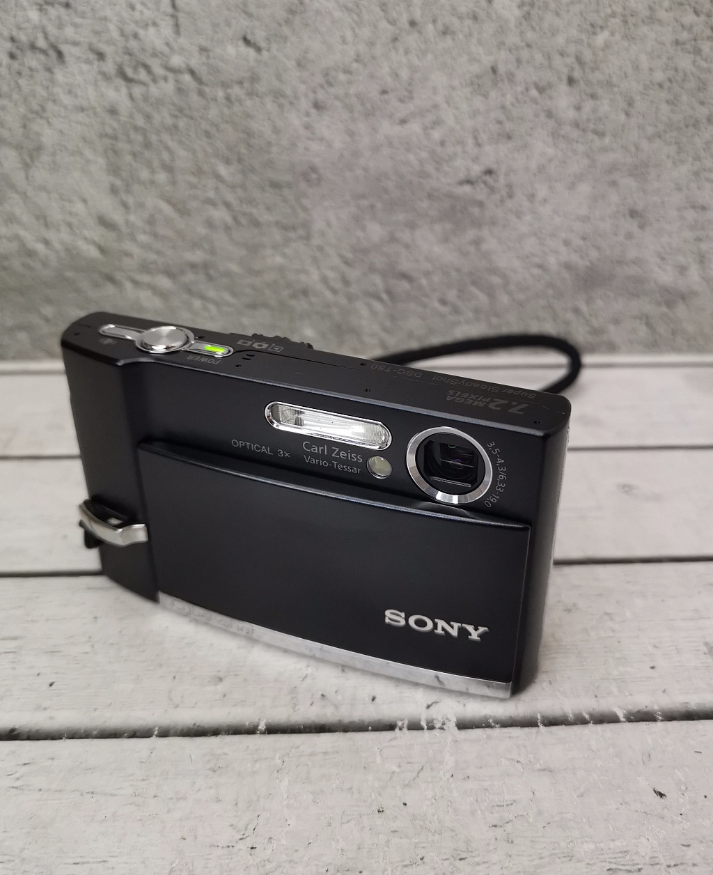 Sony Cyber-shot DSC-T50 фото №1