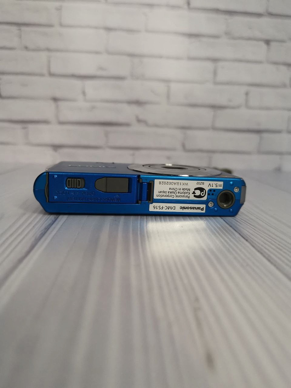 Panasonic Lumix DMC-FS16 blue фото №5