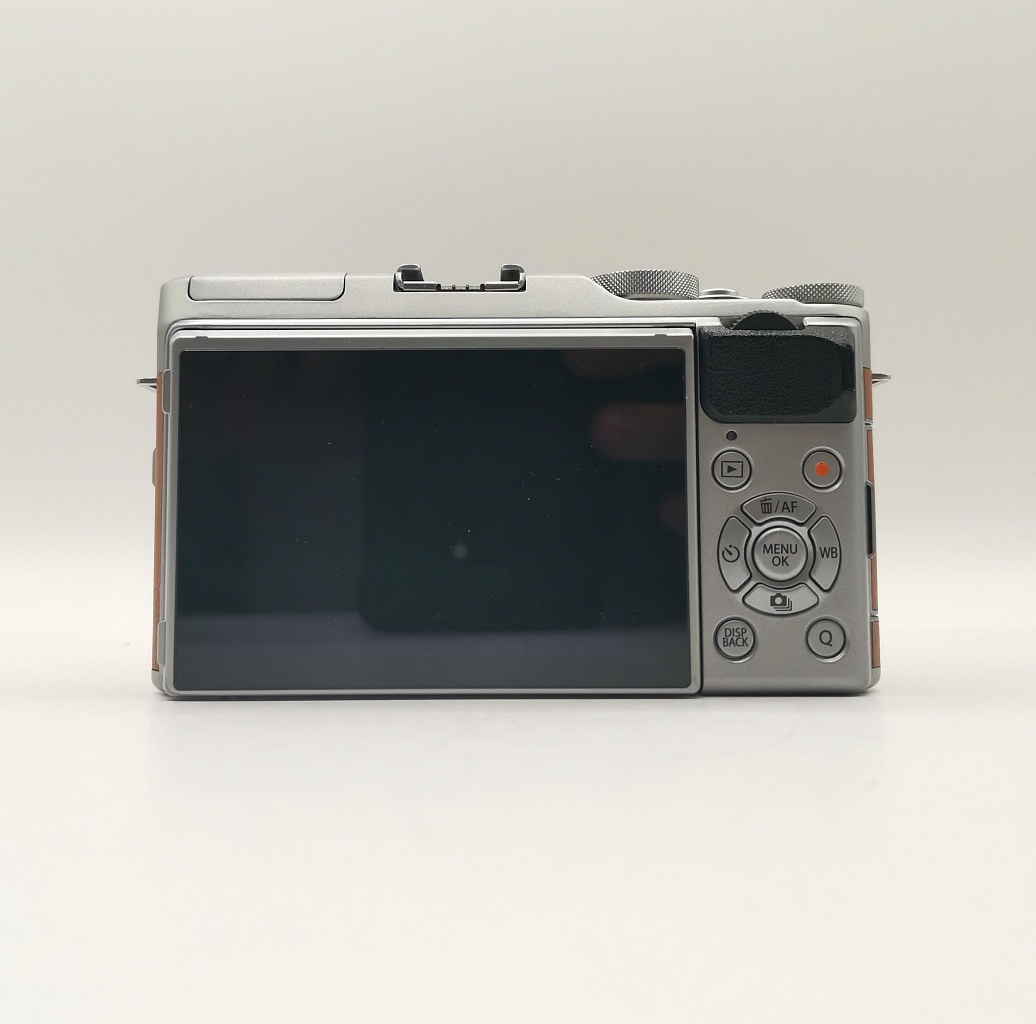 Fujifilm X-A5 Kit (SILVER) фото №4