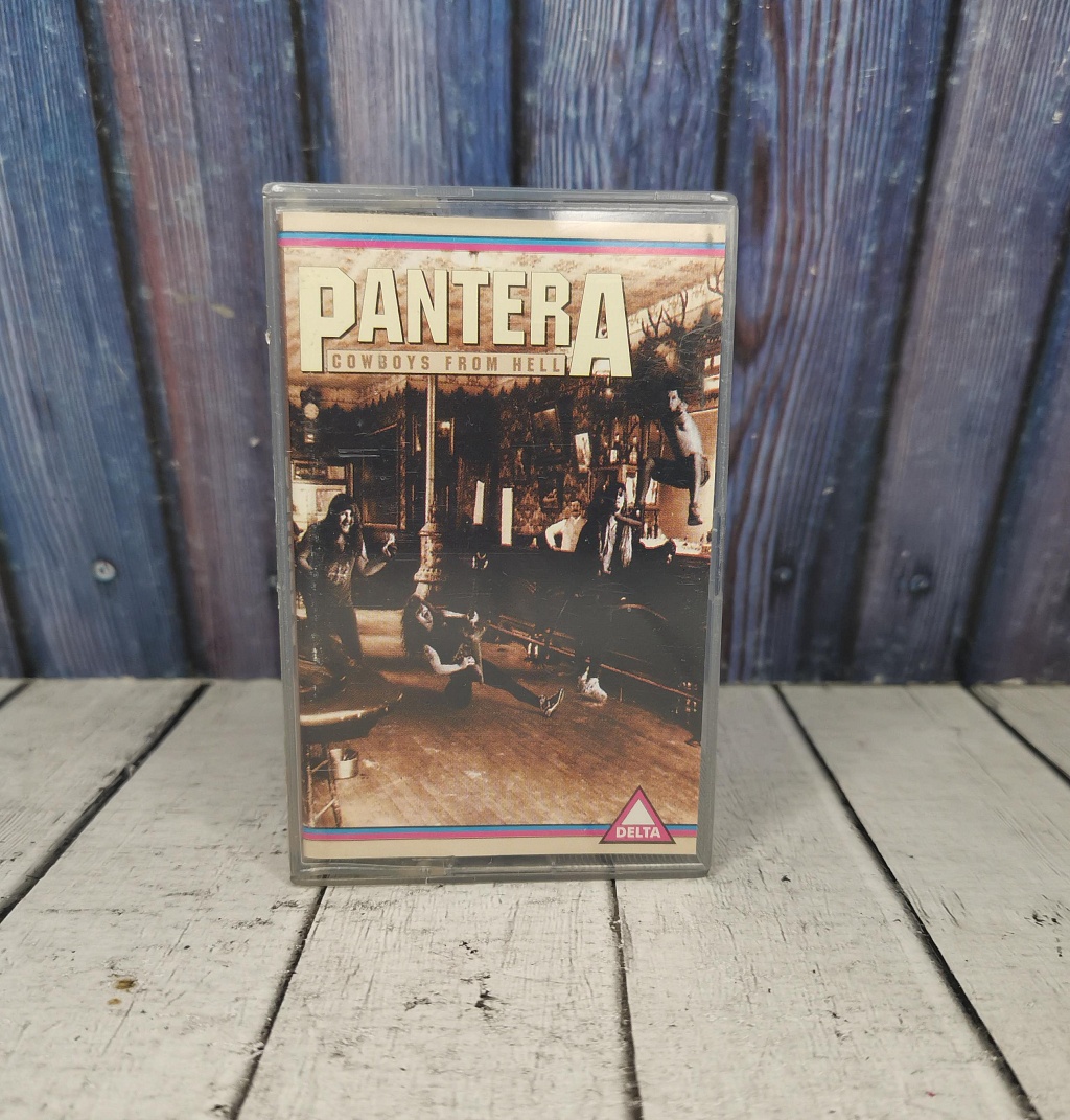 Pantera – Cowboys From Hell фото №1