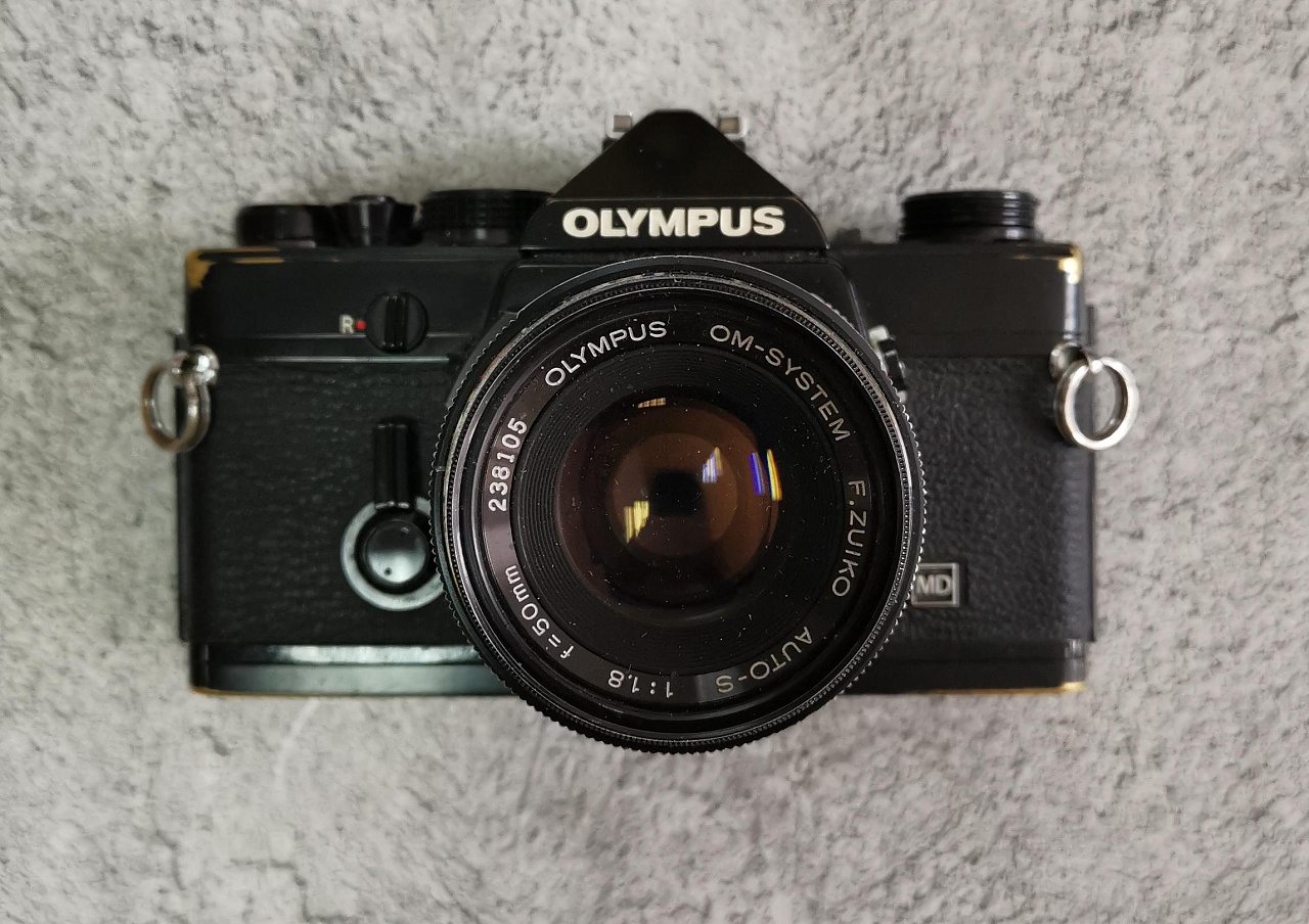 Olympus OM-1 MD Black + Olympus OM-System f. Zuiko Auto-s 50 mm f/1.8 фото №1