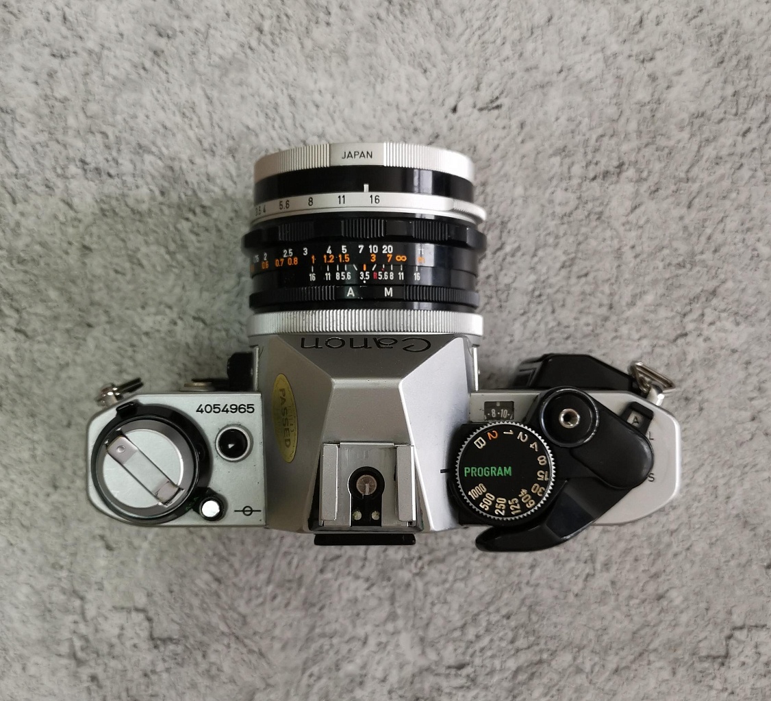Canon AE-1 Program - Canon Lens FL 28 mm/ 3,5 фото №2
