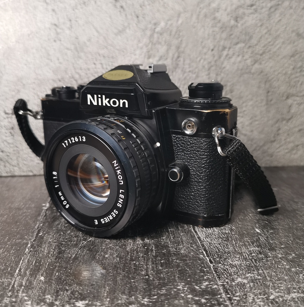 Nikon FE + Nikon series E 50 mm f/1.8 фото №2