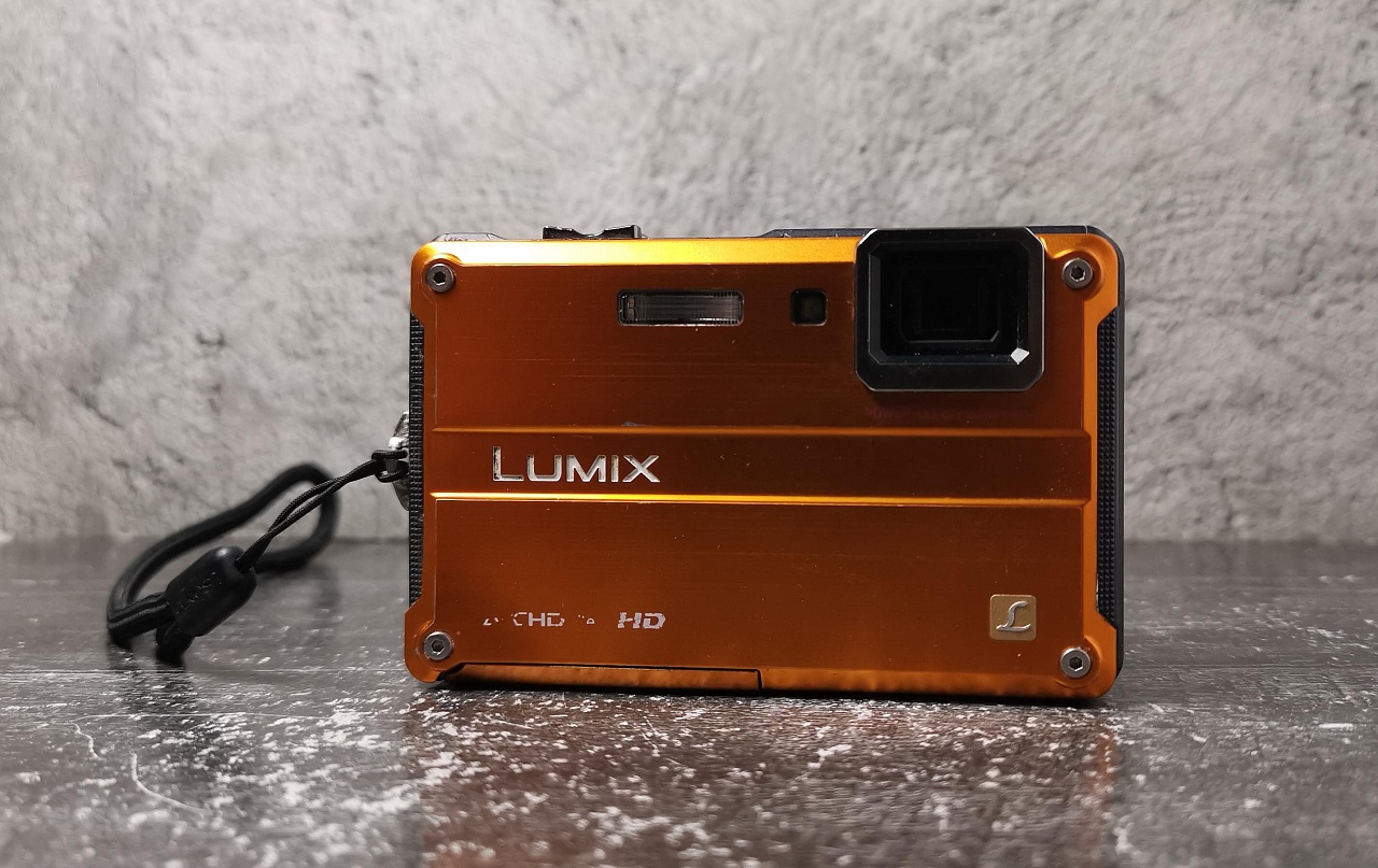 Lumix DMC-FT2 Orange фото №1