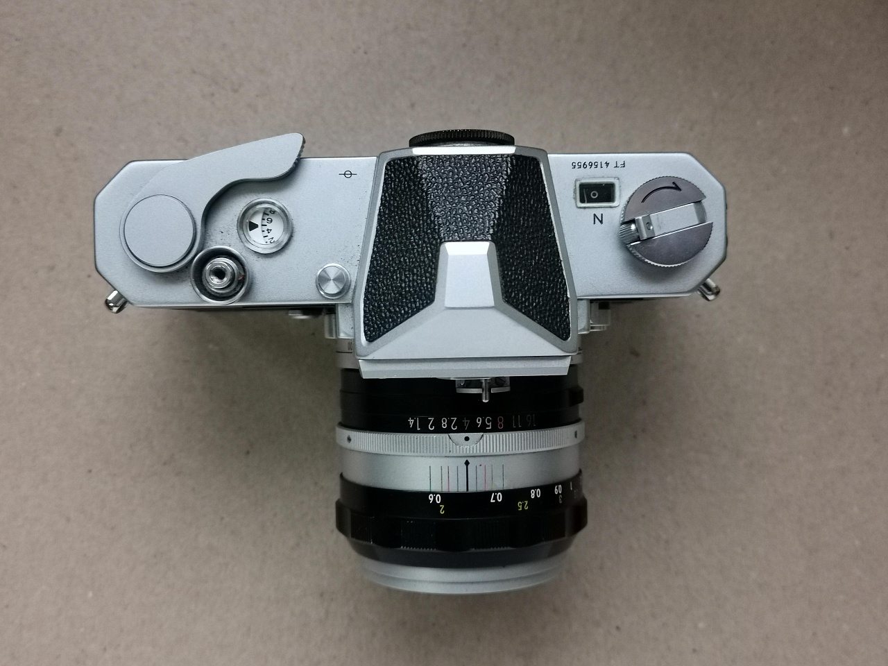 Nikomat + Nikon Nikkor-S 50 mm f/1.4 фото №2