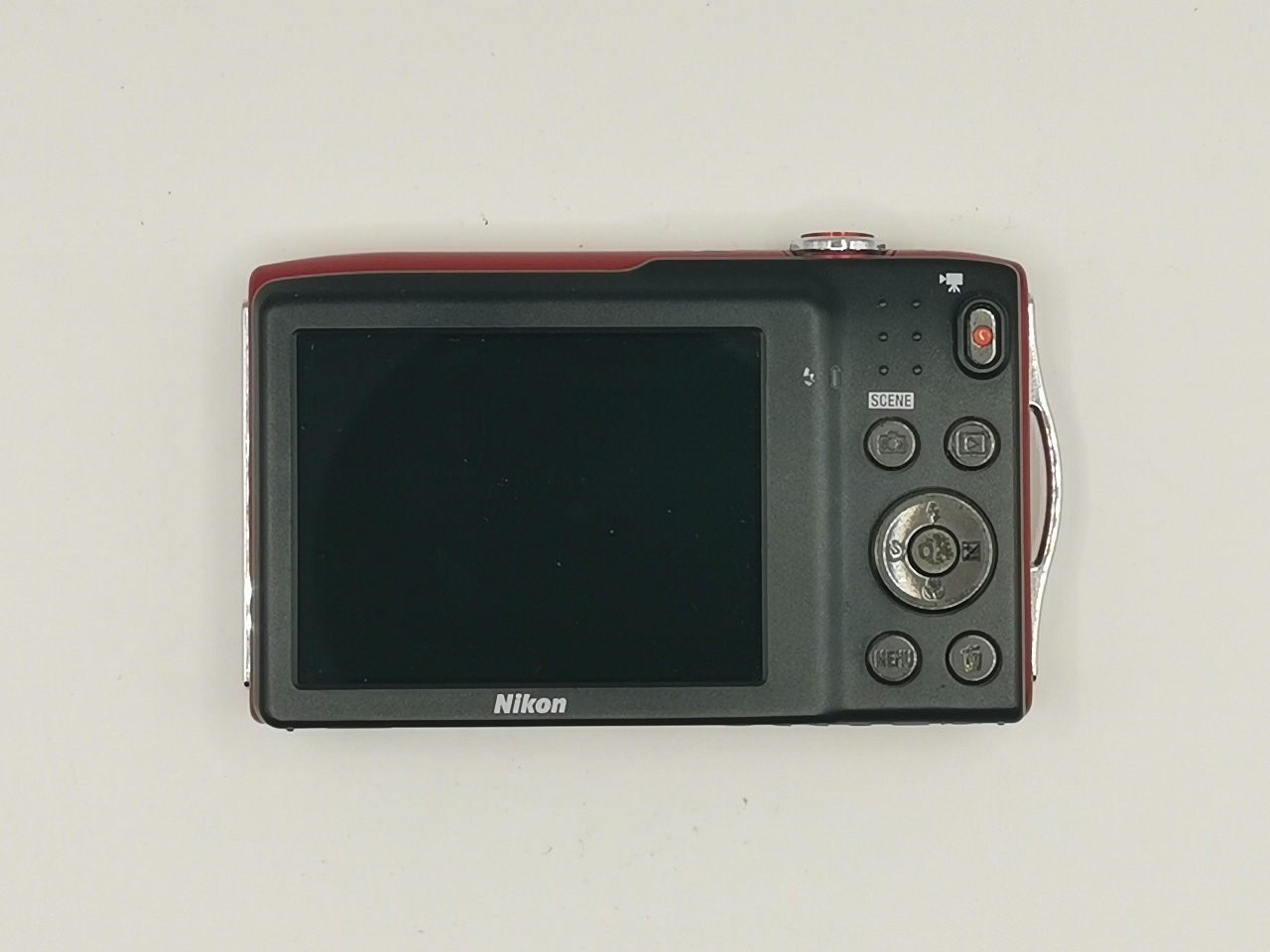 Nikon Coolpix S3300 red rebel фото №3