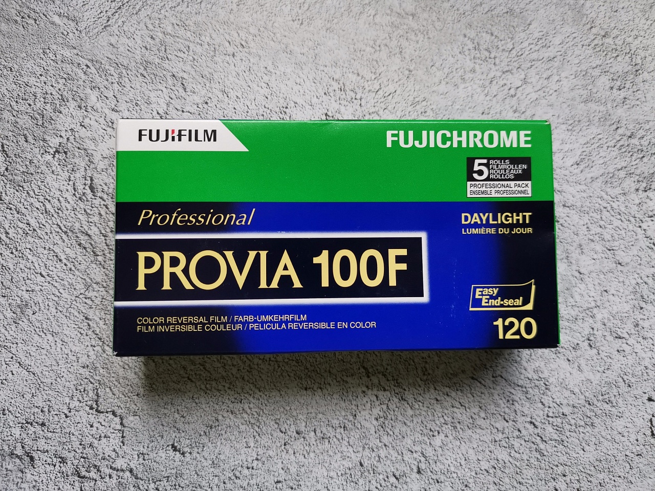 Fujicolor Provia 100F/120 фото №1