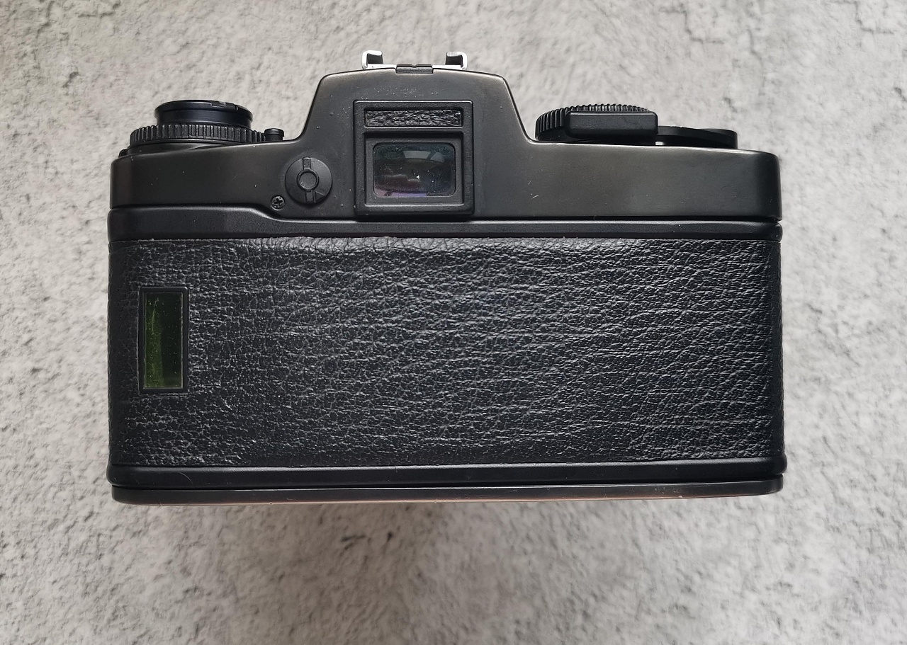 Leica R4 + Leitz Elmarit-R 90 mm F/2.8 фото №3