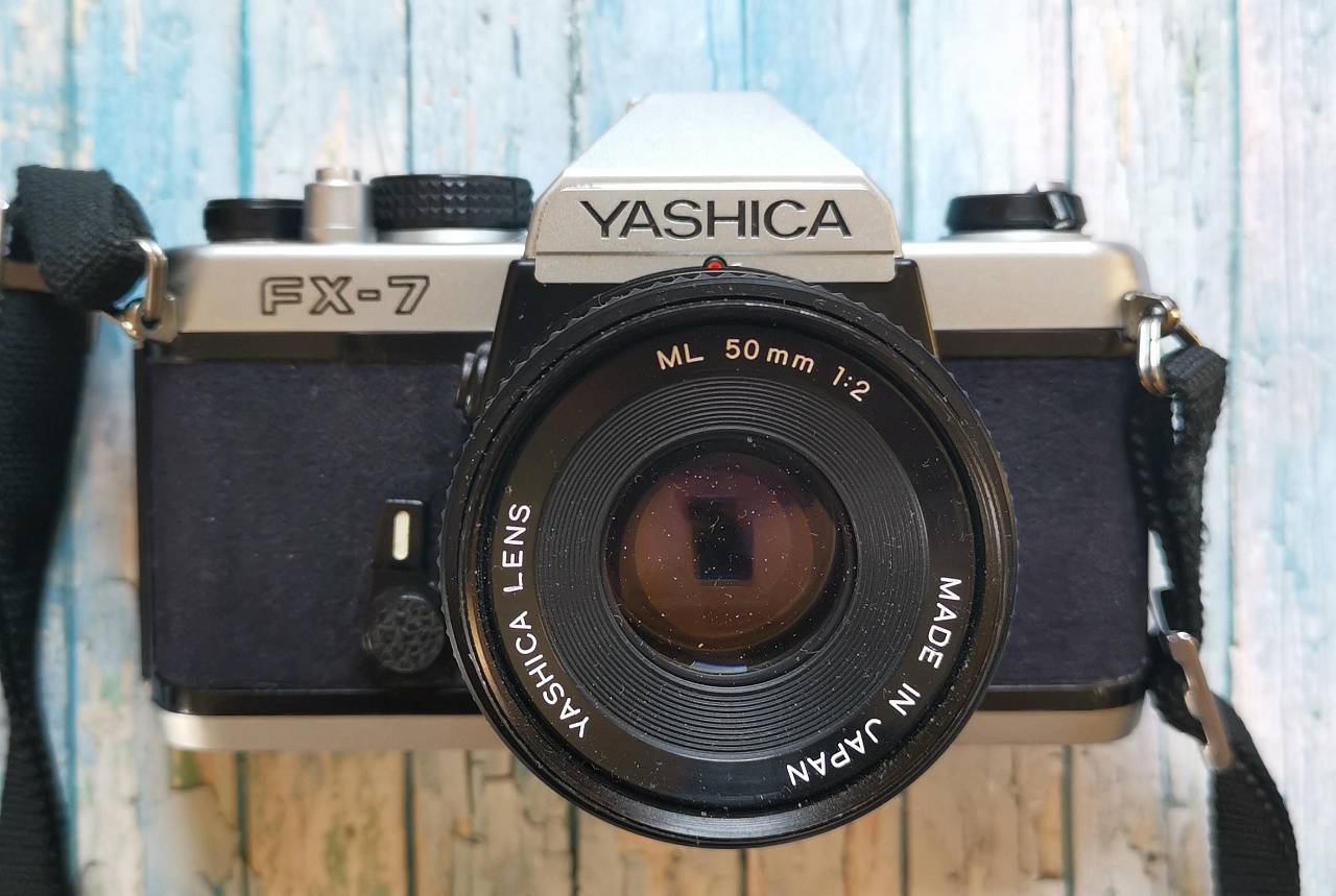 Yashica FX-7 + Yashica Lens ML 50 mm f/2 фото №1