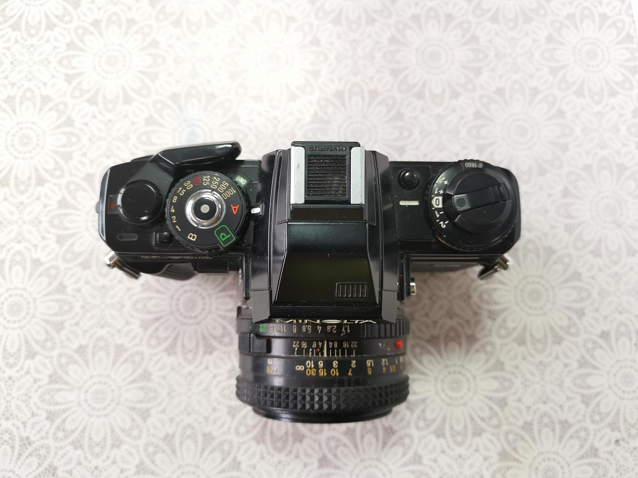 Minolta X-700 + Minolta MC Rokkor-PF 50 mm f/1.7 фото №2