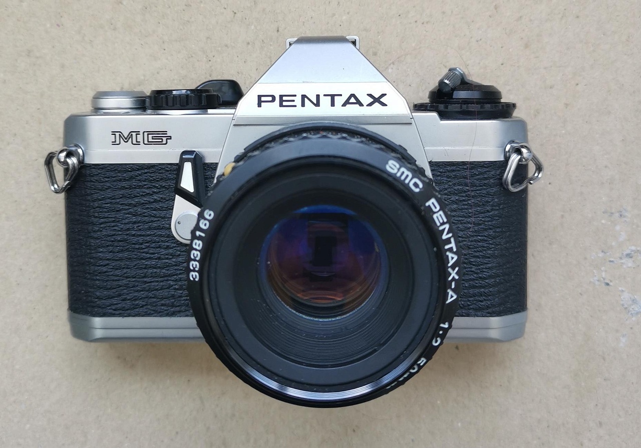 Pentax MG + SMC Pentax-A 50/2 фото №1
