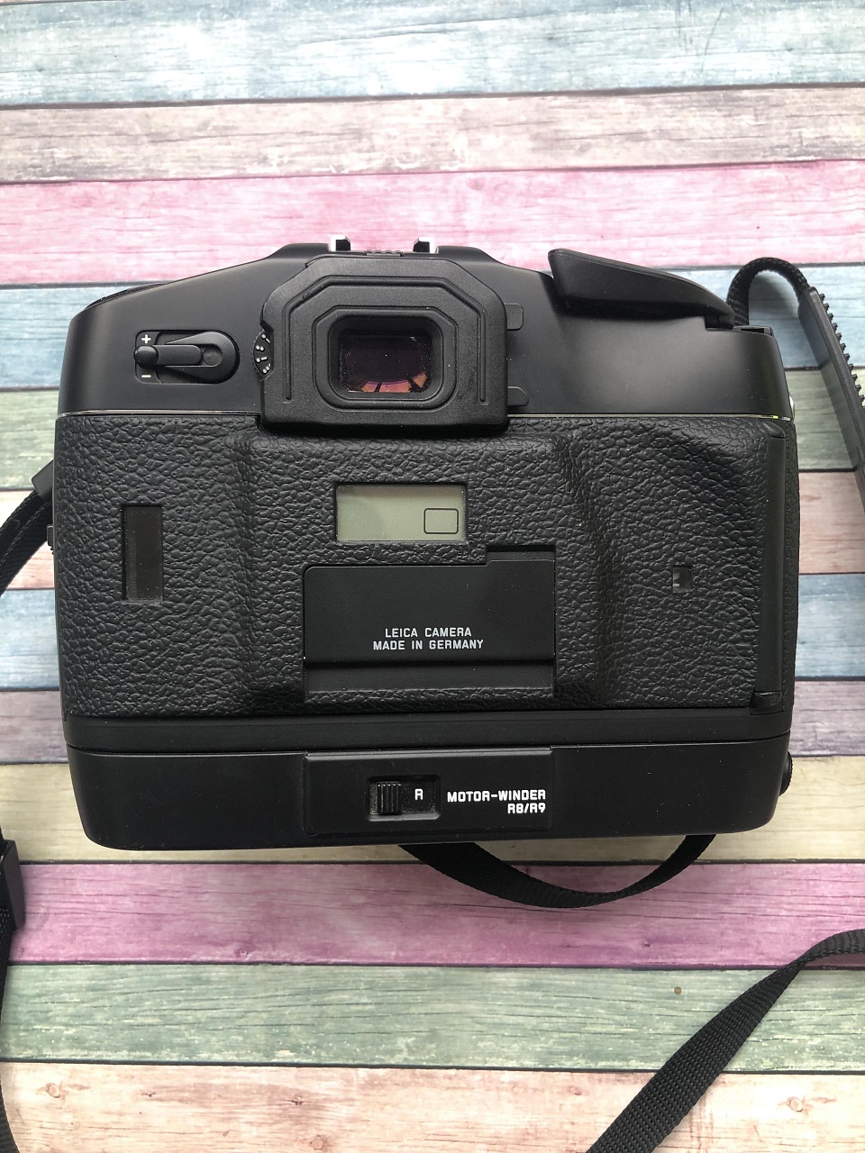 Leica R8 + моторная ручка фото №9