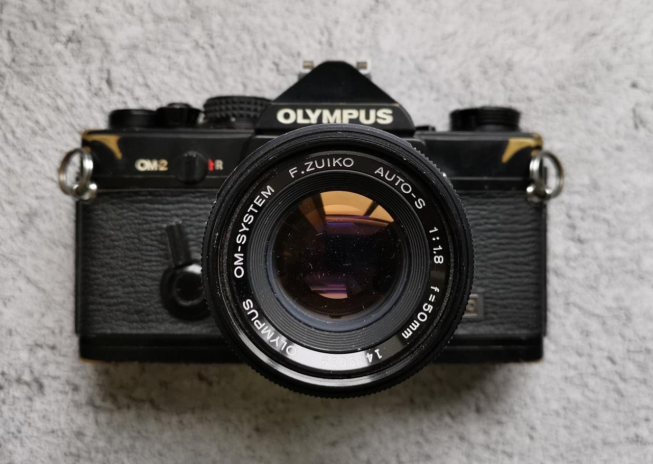 Olympus om-2+ Olympus om-system auto-s 50 mm f/1.8 (уценка) фото №1