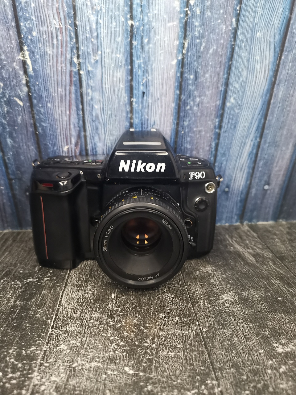 Nikon f90 + nikkor af 50mm 1.8 D фото №1