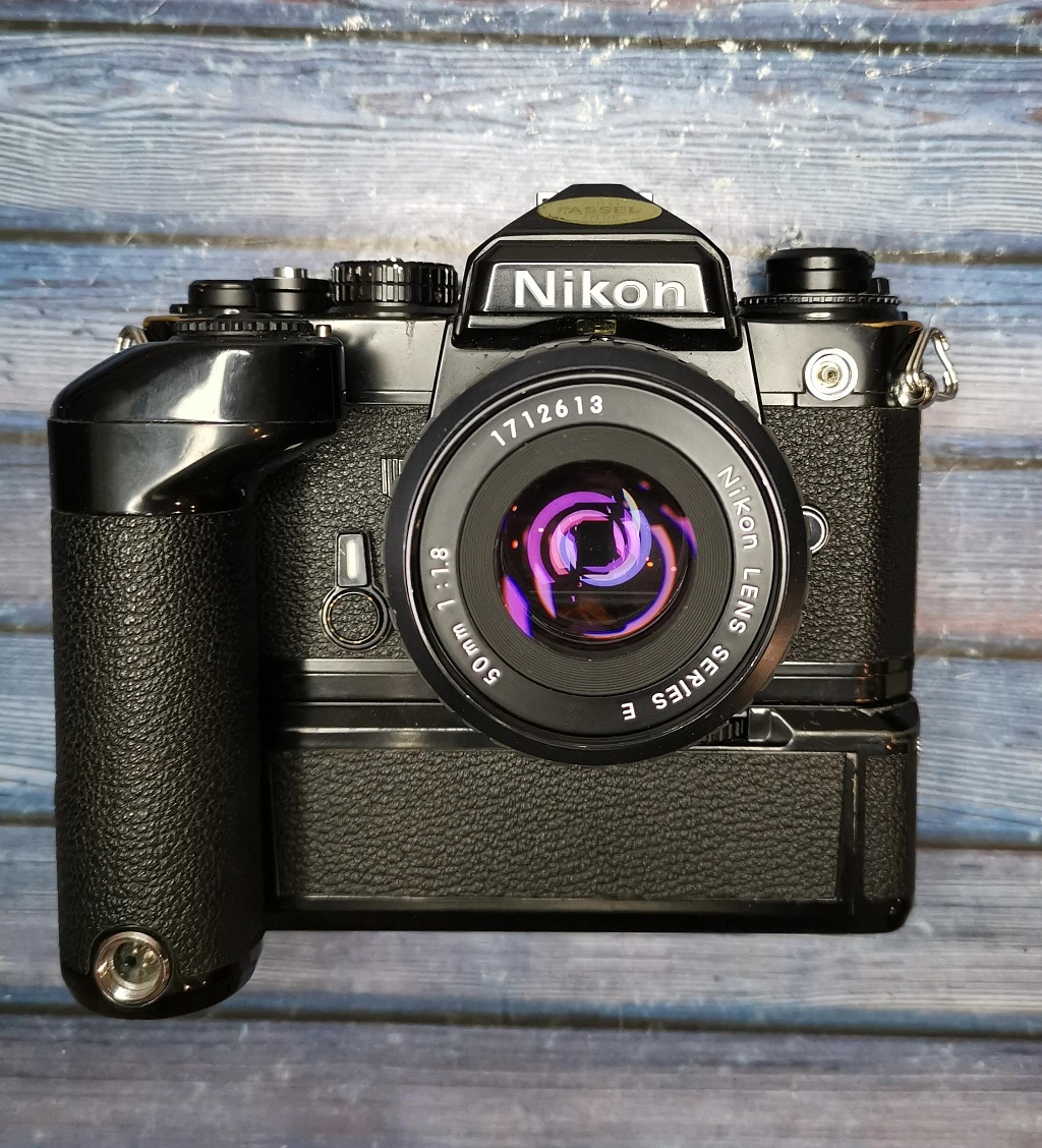 Nikon FE + Nikon Nikkor 50 mm F/1.8 e + Md-12 фото №4
