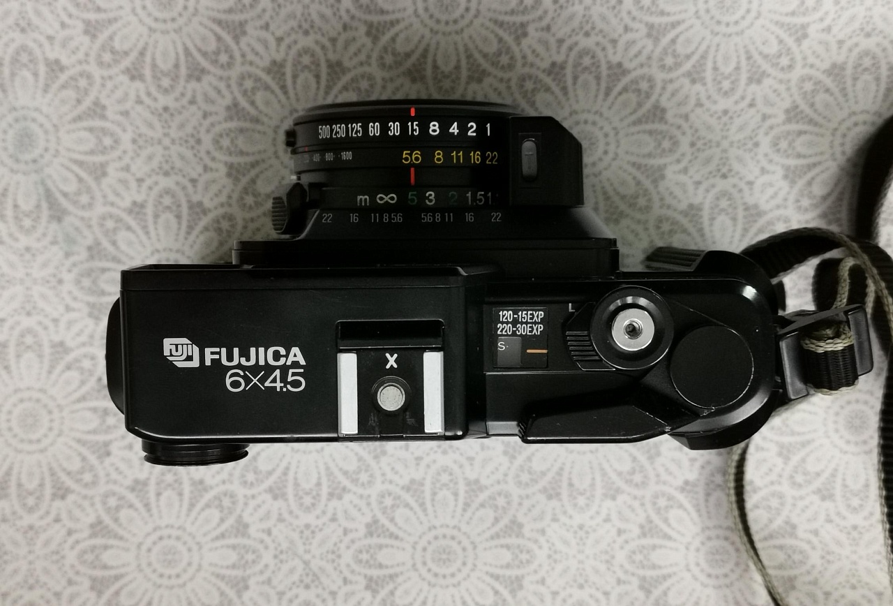Fujica GS645W Wide Professional 45 mm f/5.6 фото №2