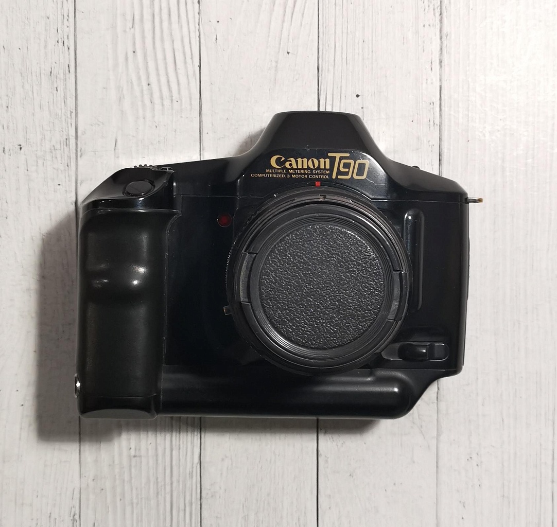 Canon T90 + Canon FD S.C. 50 mm F/1.8 фото №2