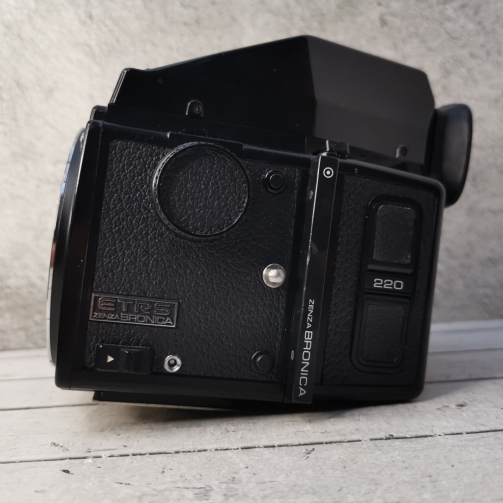 Zenza Bronica ETRS  фото №2